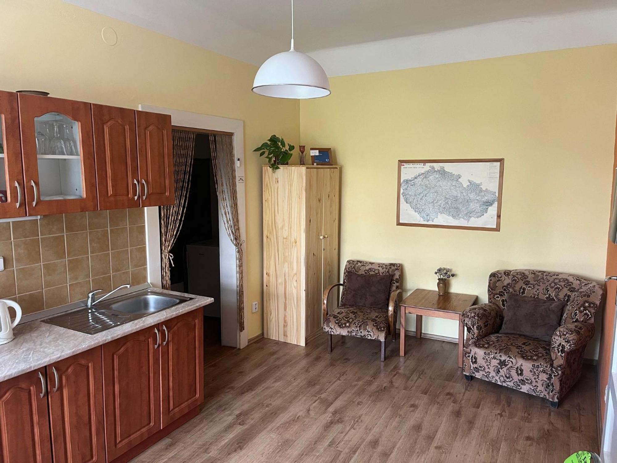 אולומוץ Apartman Flora מראה חיצוני תמונה